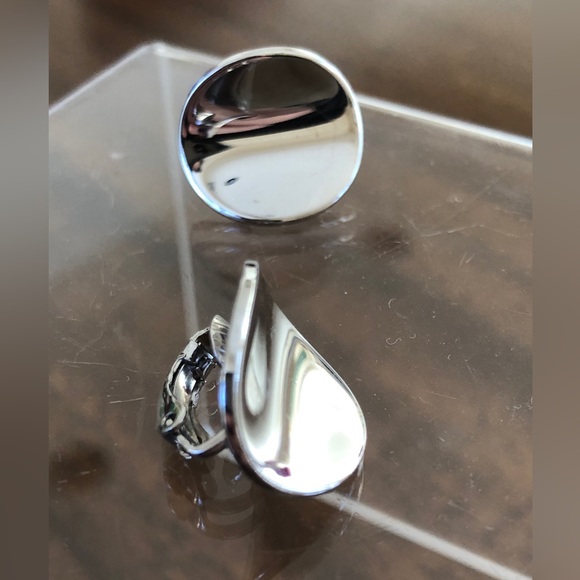 Vintage Avon curved disc clip on earrings silver tone - Picture 13 of 16